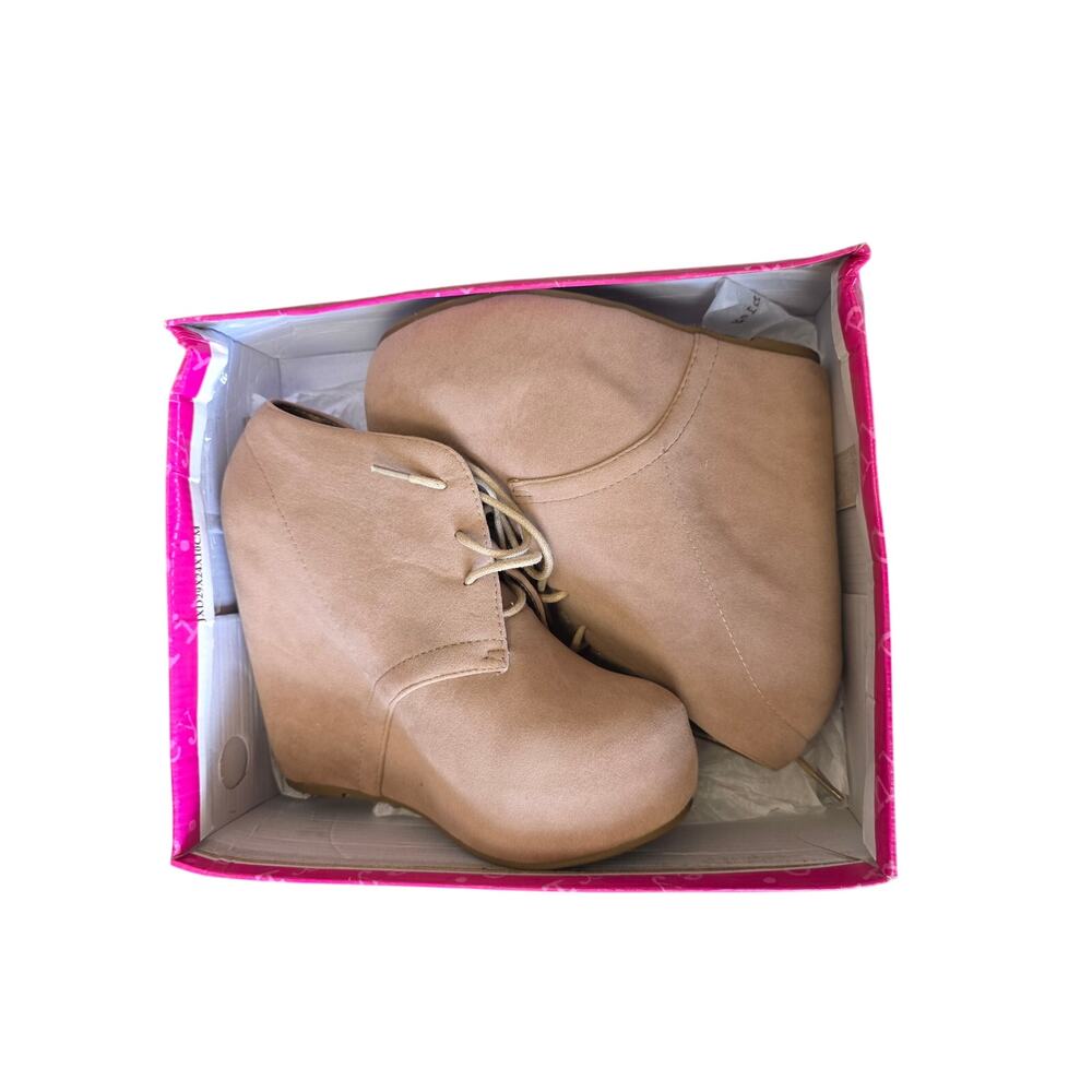Brinley Co. Camilla-1 Taupe Wedge Ankle Booties Size 8